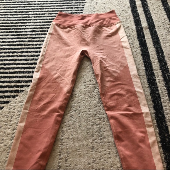 Lululemon Leggings Pink Multicolored - Picture 5 of 7